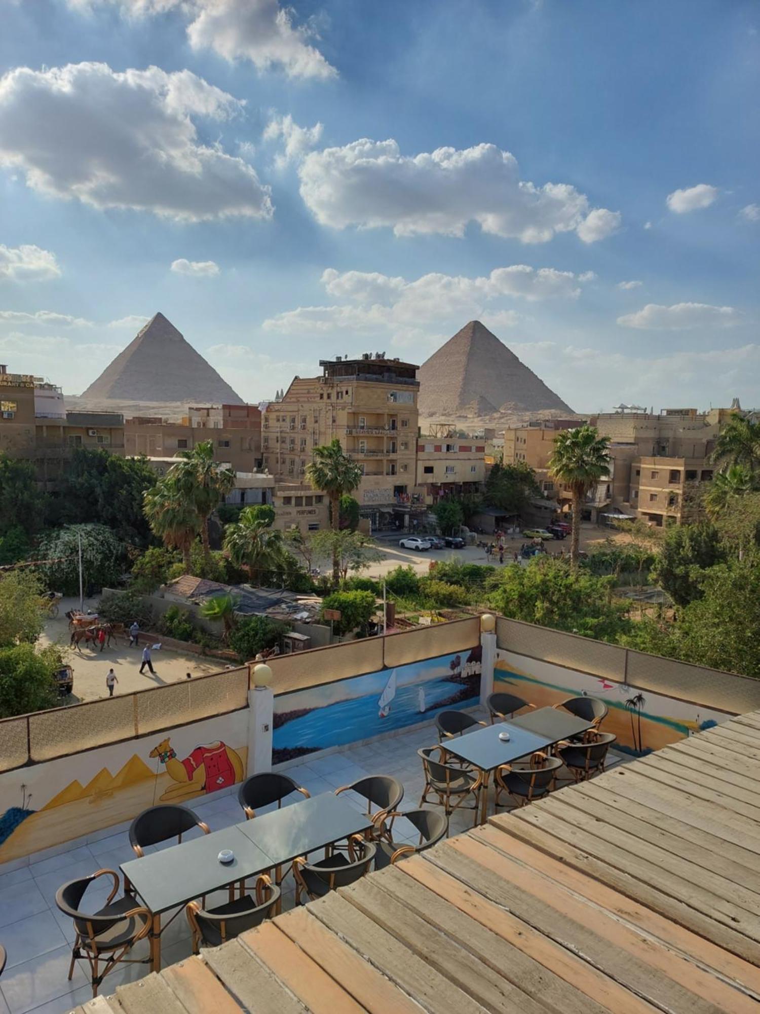 Nefertiti Pyramids View 호텔 카이로 외부 사진